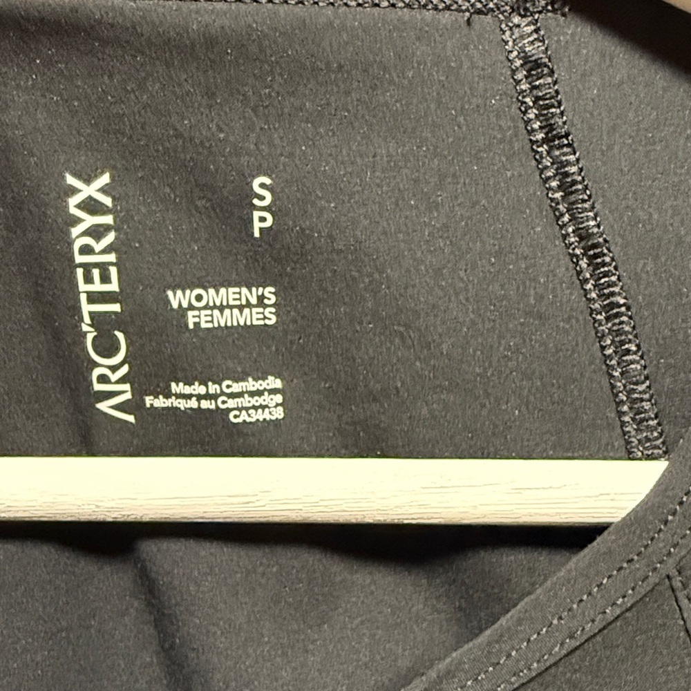 Arc’teryx Contenta shift Dress - Picture 5 of 7